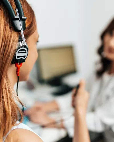 Quelles normes doit respecter votre audioprothésiste lorsqu’il vous reçoit ?