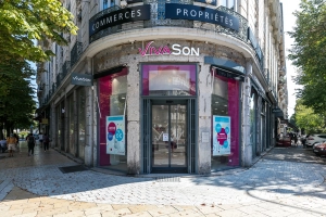 Photo - VIVASON (38000)